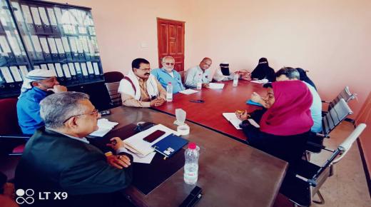 وكيل وزارة الزراعة والري المهندس عبد الملك يناقش مع ممثلي الفاو مشروع تحسين انتاج البن