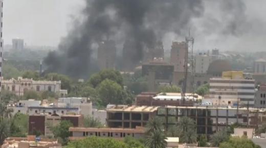 طلاب يمنيون في السودان يوجهون نداء استغاثة لإجلائهم