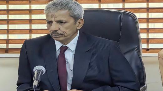 محافظ لحج يهني رئيس مجلس القيادة الرئاسي وأعضاء المجلس بمناسبة الذكرى الـ58 للاستقلال الوطني