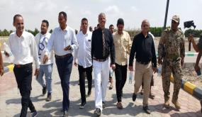 محافظ لحج يطلع على  جهوزية  المرافق الخدمية الأساسية بمشروع حديقة لحج الكبرى