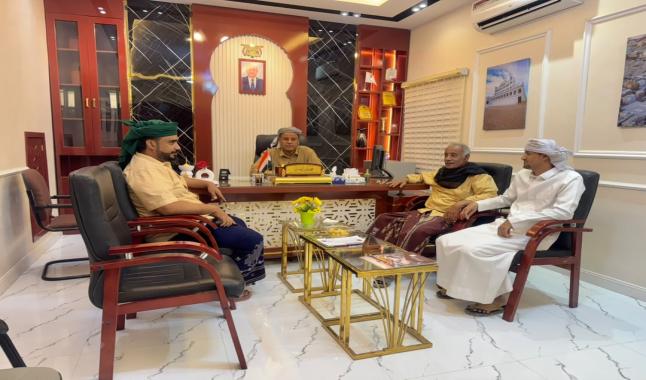 قيادة “مجلس المستقبل الجنوبي” بحضرموت تبحث مع مدير عام سيئون تعزيز وحدة الصف وتوحيد الرؤى الحضرمية