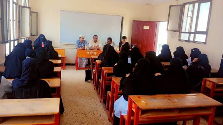 ​جمعية نساء قرية البيطرة ومعهد الرؤية الحديث يطلقان دورة تدريبية صحية لـ 25 فتاة