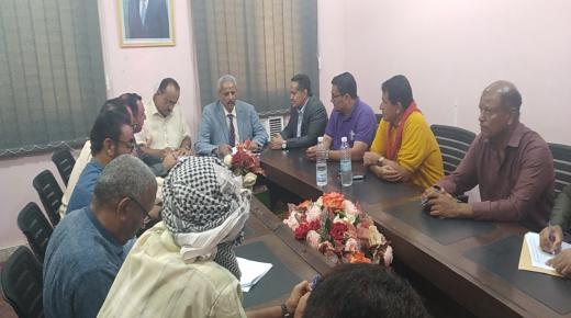 *محافظ لحج يناقش مع لجنة وزارية للشباب والرياضة أوضاع رياضة المحافظة وتأهيل ملعب معاوية